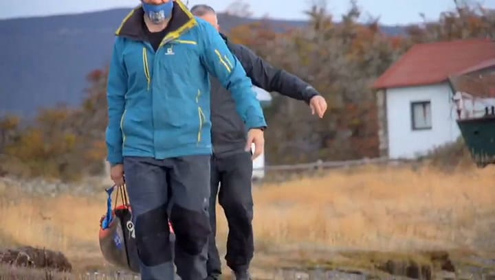 Tierra del Fuego: activistas se manifiestan en contra de la salmonicultura