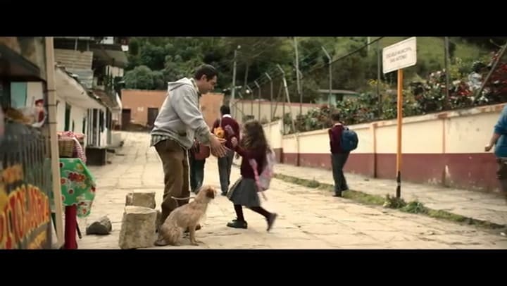 La celda de los milagros, tráiler