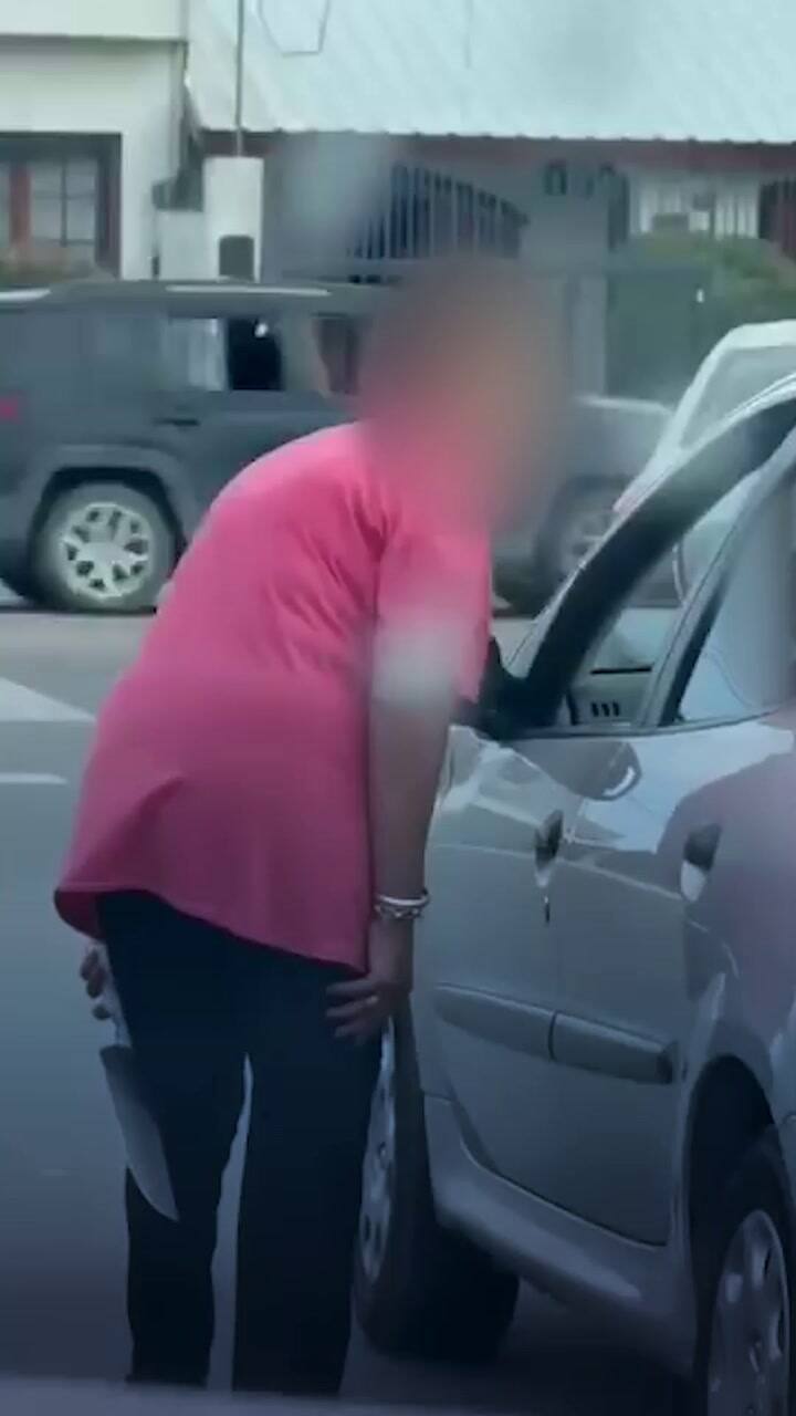 Amenazó a otro conductor con una cuchilla tras una discusión de tránsito en Santa Rosa