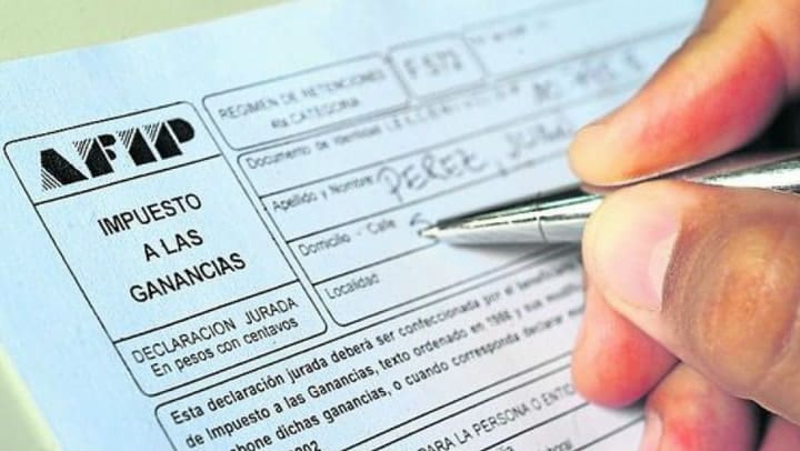 Ganancias: el gobierno anticipó que actualizarán el piso; se podría aplicar retroactivo