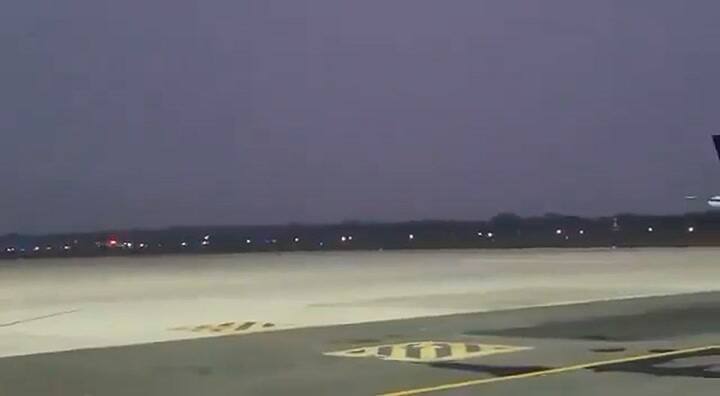 Así aterrizaba de emergencia en El Salvador el avión militar