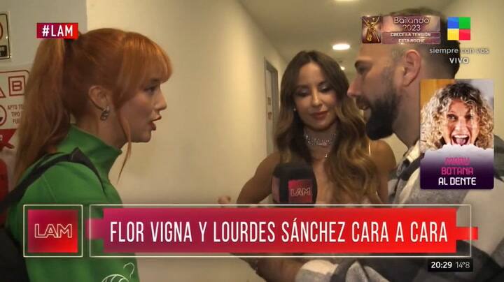 El tremendo cruce cara a cara entre Lourdes Sánchez y Flor Vigna en los pasillos del Bailando: “Sacate la careta”