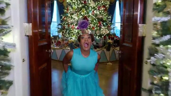 El video navideño de Jill Biden que comparan con Melania Trump