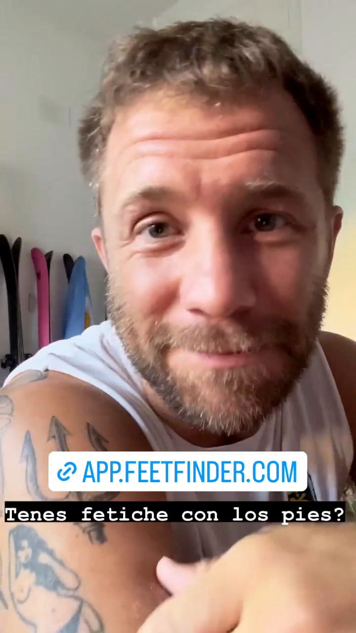 “Tacho” Riera se sumó a Feet Finder, el particular sitio que vende fotos y videos de los pies de las