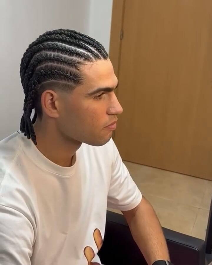 Carlos Alcaraz sorprendió al renovar radicalmente su look y luce irreconocible