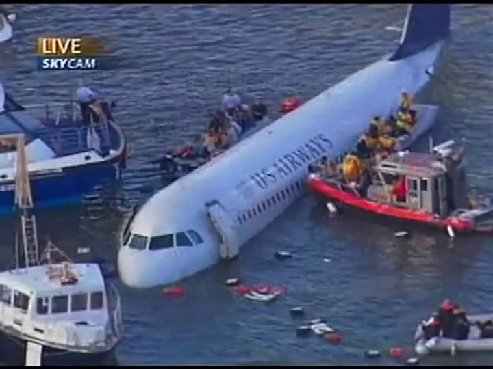 Audio del avión que aterrizó sobre el Río Hudson el 15 de enero de 2009 - Fuente: YouTube