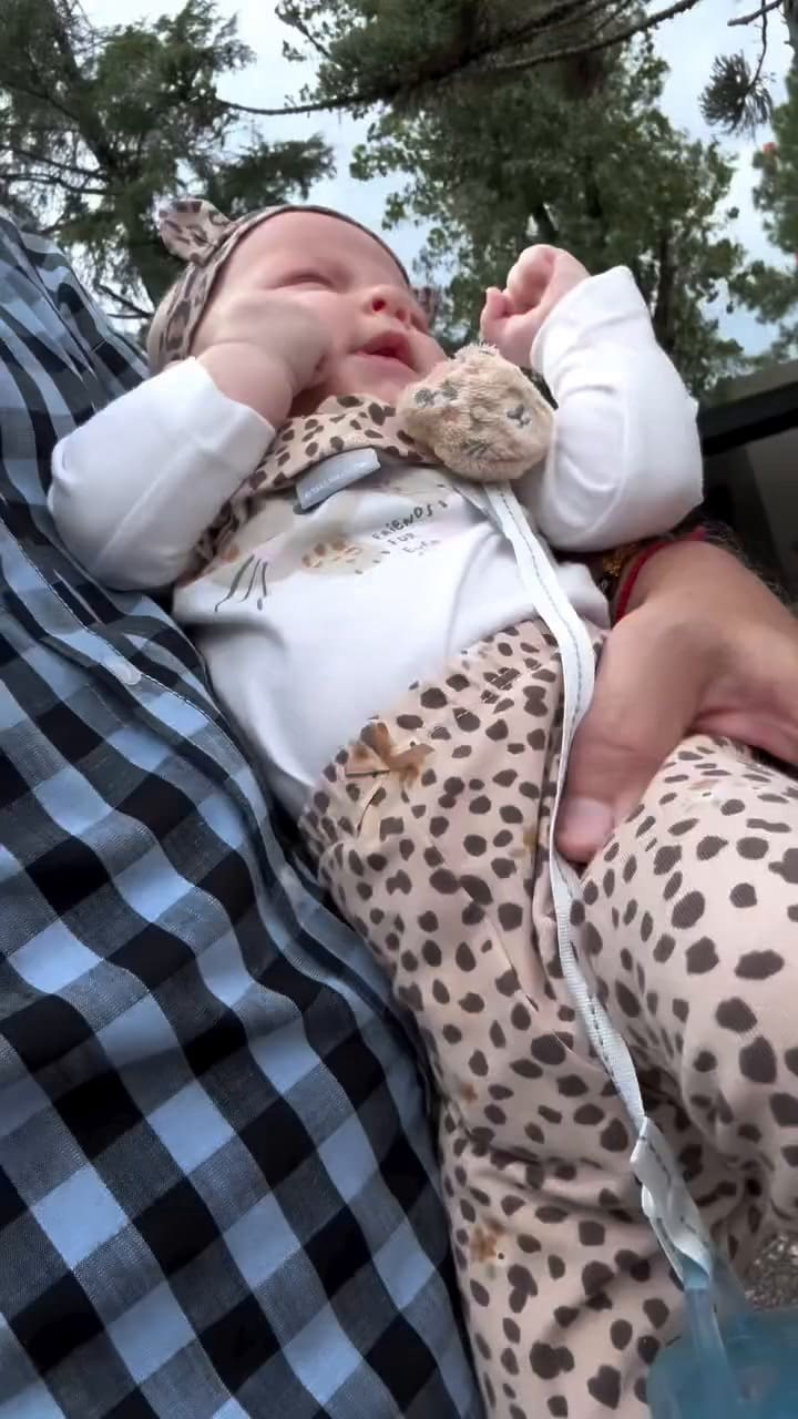 Marley compartió un tierno video de su hija con un look al mejor estilo Susana Giménez