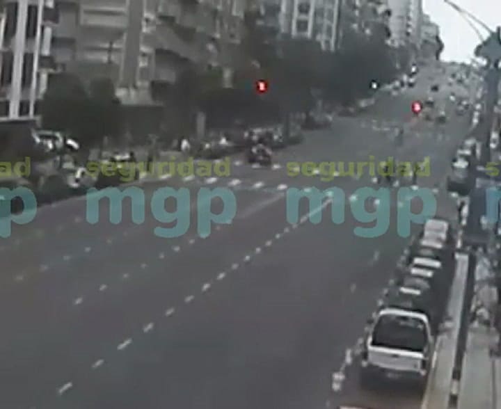Niña atropellada por un menor - Fuente: YouTube