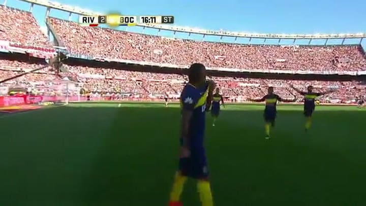 Superclásico: el 2 a 2 de Tévez
