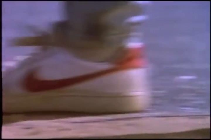 Teaser Volver al futuro sub - Fuente: Youtube