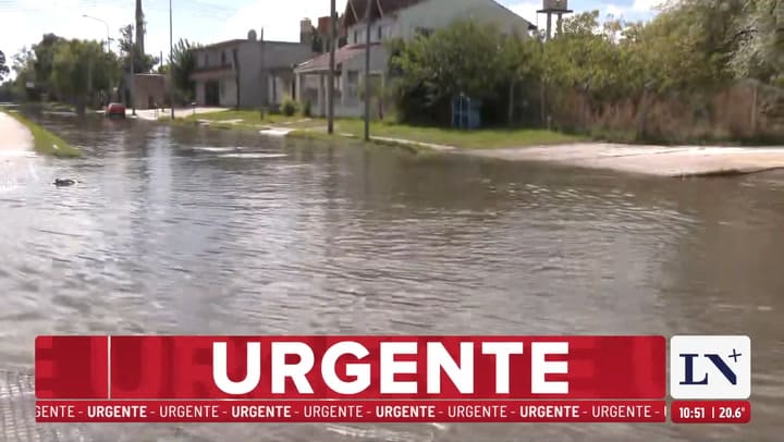 Crecida del rio de La Plata