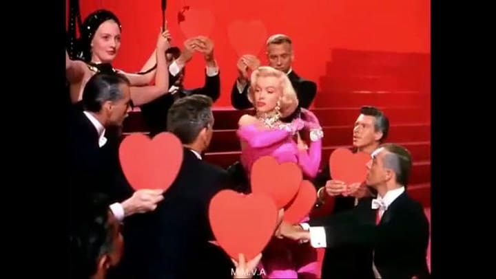 Marilyn Monroe con "Diamonds Are A Girls Best Friend"