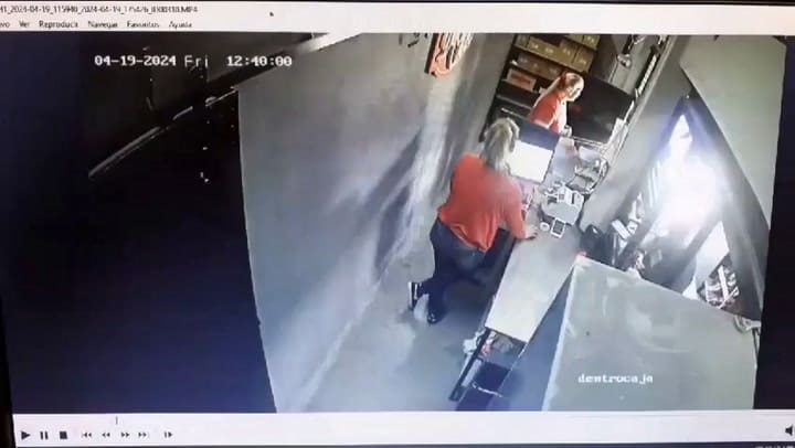 Robo y disparos