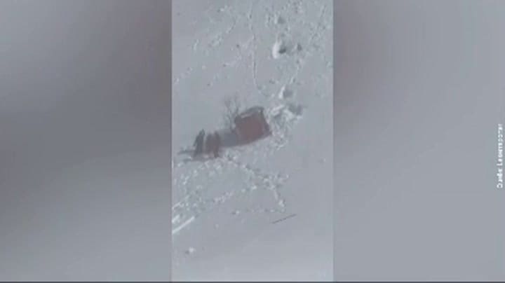 Horror en Suiza: una mujer de 61 años murió tras la caída al vacío del teleférico en el que viajaba