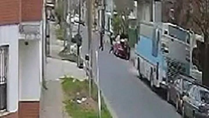 Mataron a un médico para robarle el automóvil frente la puerta de la casa de su madre