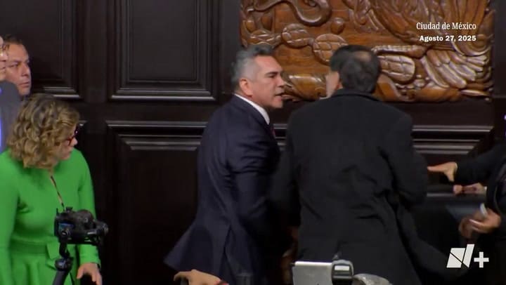 Moreno increpó a Noroña en el Senado