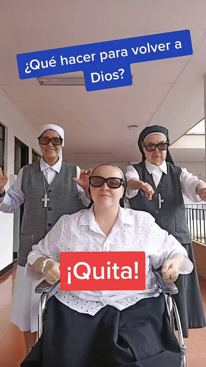La monja da consejos sobre religión en las redes sociales