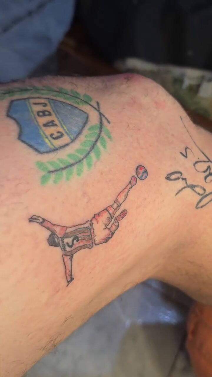 El tatuaje de la salvada de Paredes que se hizo un fanático