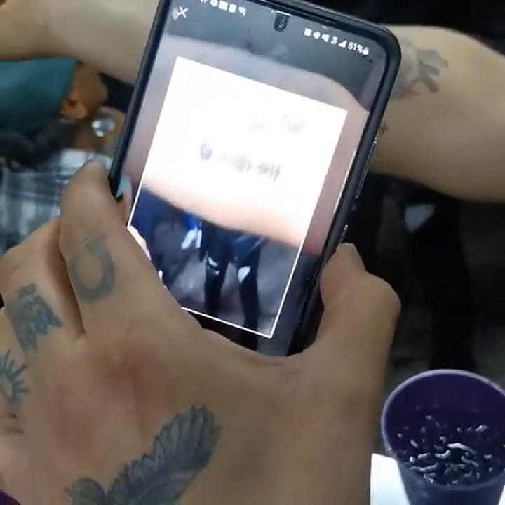 Una mujer se hizo un particular tatuaje