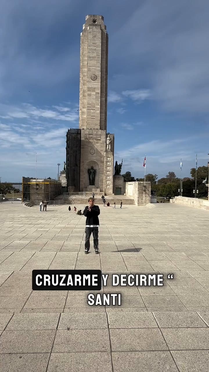 Santi Maratea de visita en Rosario