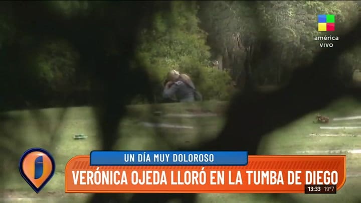 Dieguito Fernando fue al cementerio con Verónica Ojeda