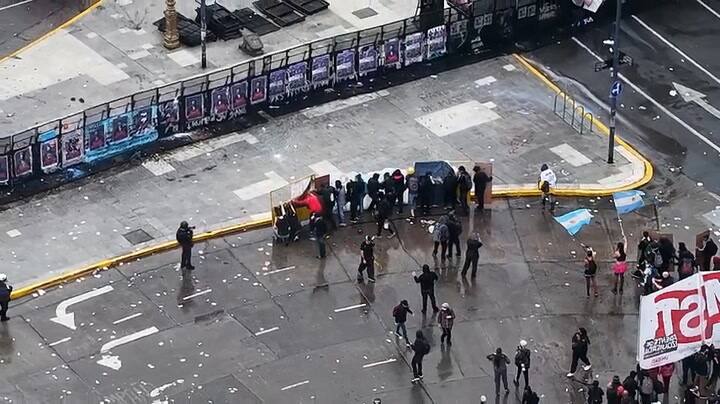 Incidentes durante la Marcha Federal Universitaria en las inmediaciones del Congreso