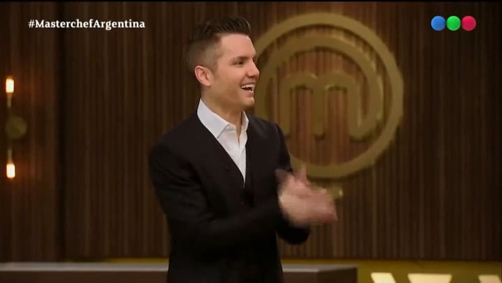 MasterChef Celebrity. Los participantes se enfrentaron en un desafío con ambiente futbolero - Fuente