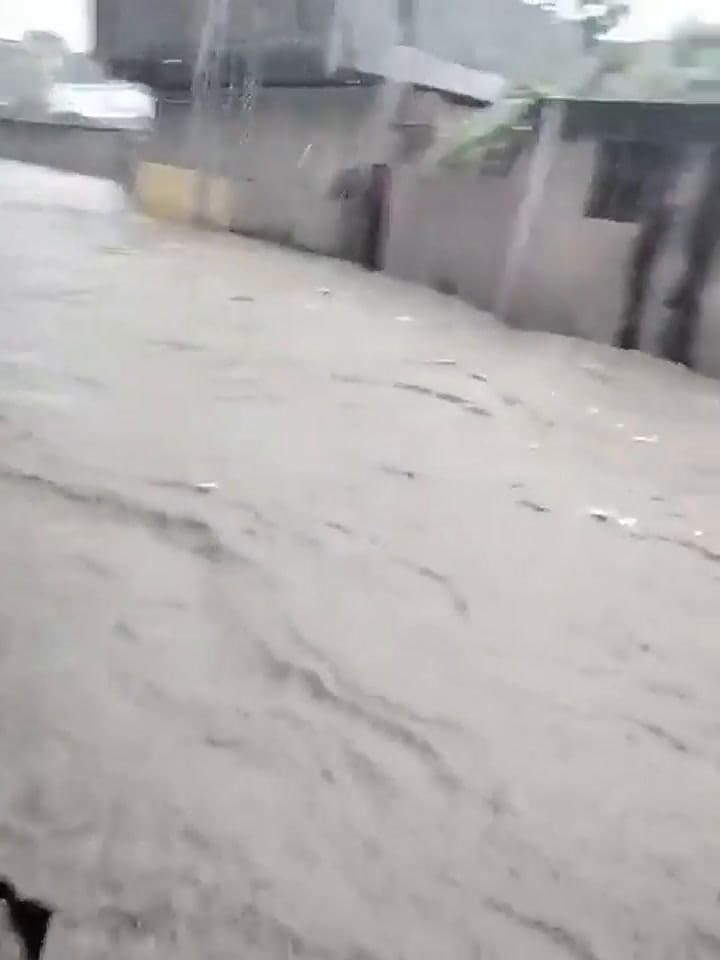 La tormenta tropical Franklin genera fuertes lluvias e inundaciones en República Dominicana