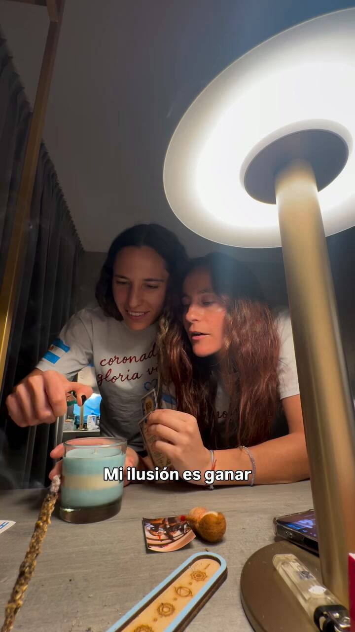 Eugenia Trinchinetti mostró el ritual que hicieron Las Leonas la noche antes de jugar contra Países Bajos