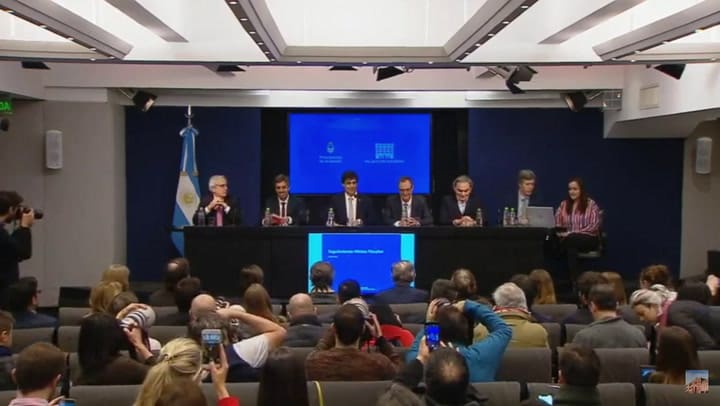 Conferencia de prensa del ministro de Hacienda Hernán Lacunza - Fuente: Casa Rosada