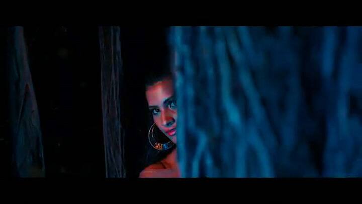 J. Balvin, Bad Bunny - QUE PRETENDES