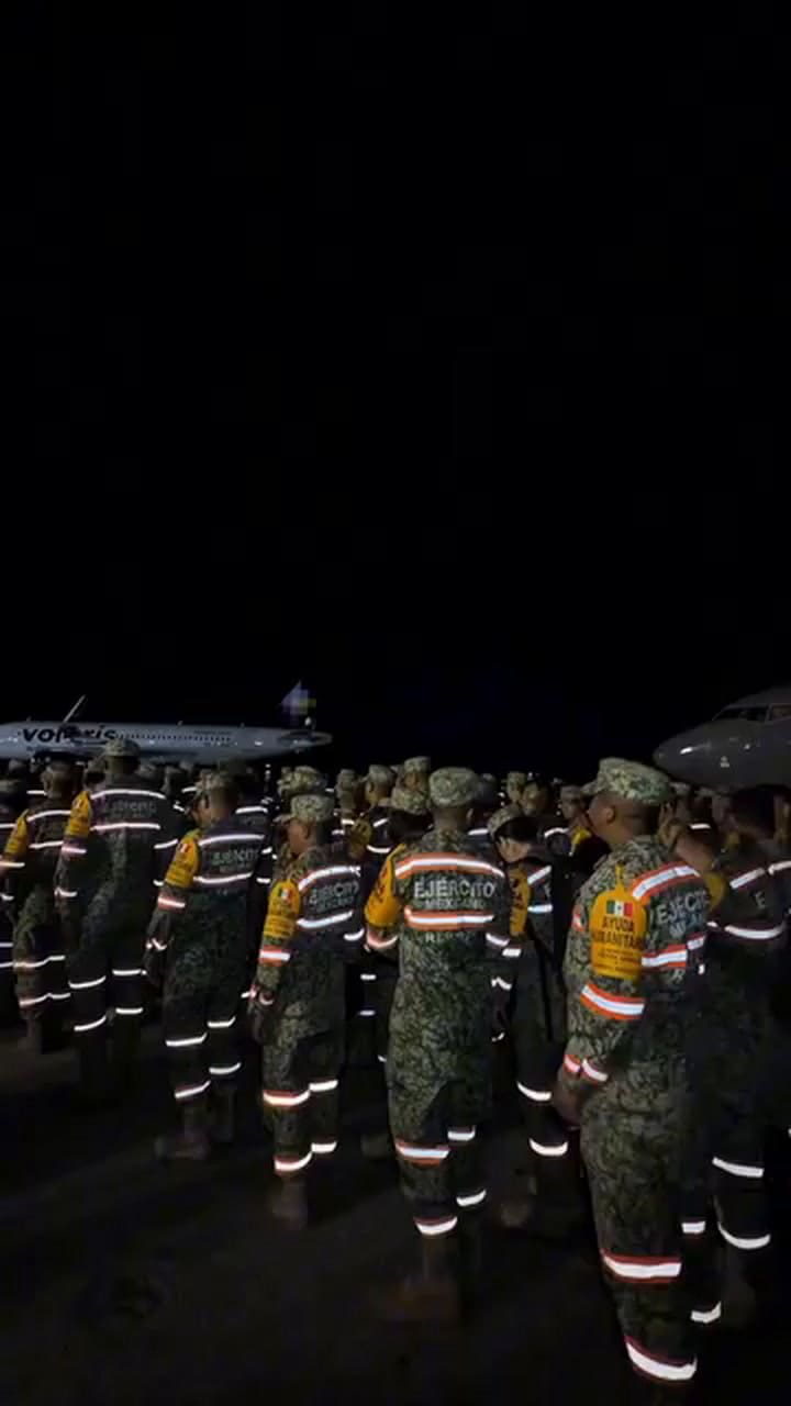 Rescatistas de México llegan a Venezuela