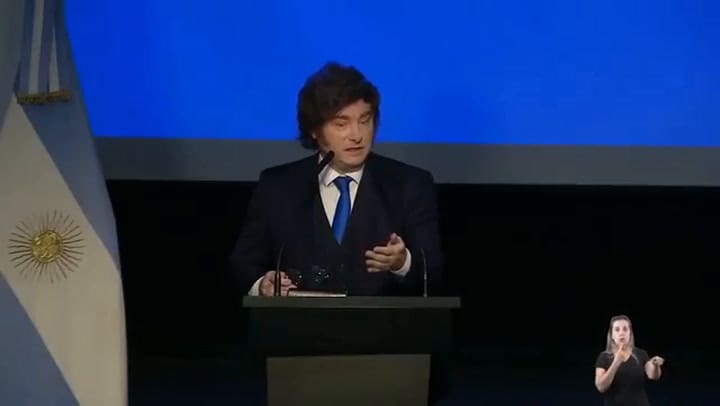 Milei, a Adorni: "Manuel, en algún momento va a tocar darte las gracias"
