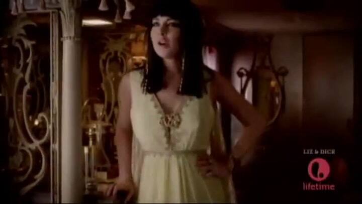 Lindsay Lohan como Elizabeth Taylor