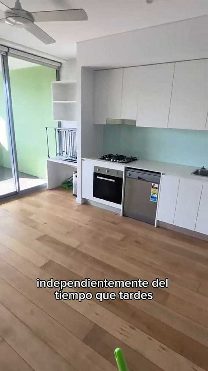 Leandro compartió un video sobre su trabajo en Australia y se volvió viral