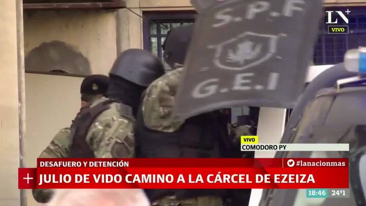 Así trasladaron a Julio De Vido a Ezeiza