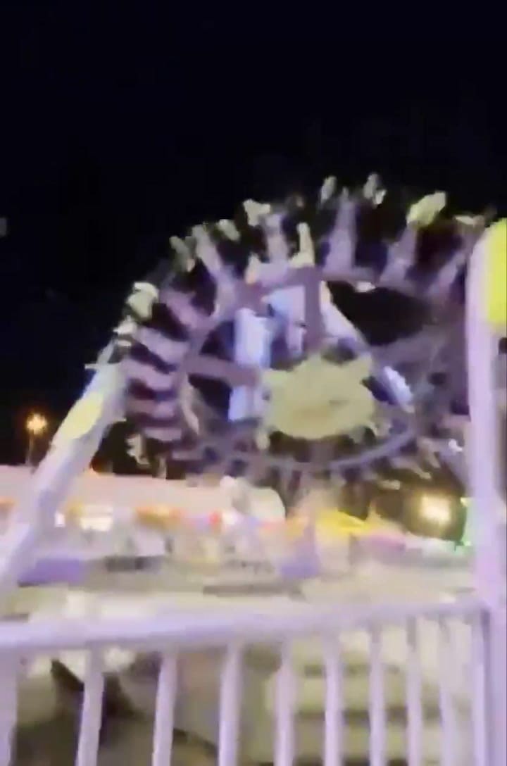 Un juego de “360 grados” en Arabia Saudita se partió en dos mientras la gente estaba a bordo