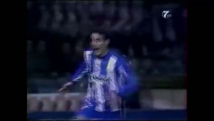El día que, con un gol suyo, Scaloni le ganó al Barcelona de Van Gaal