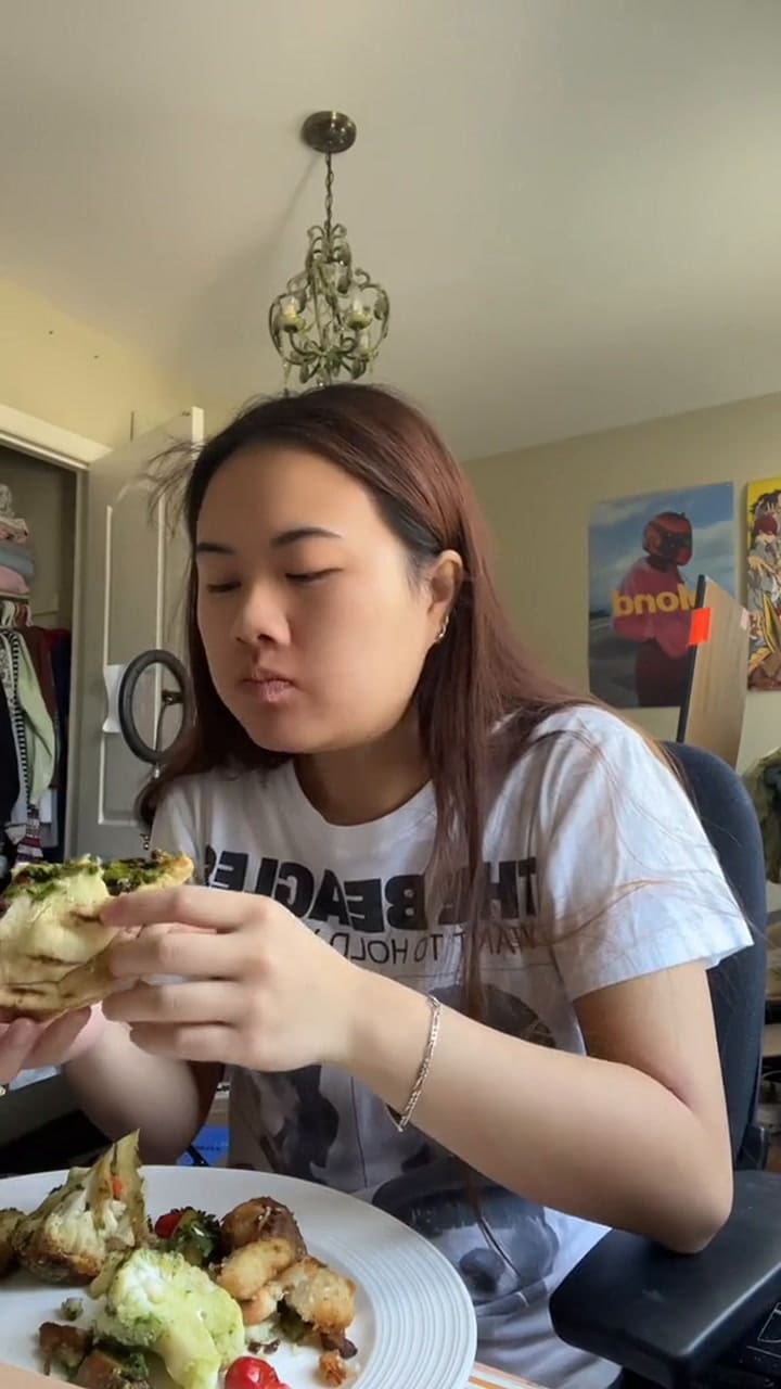 La joven contó en TikTok como es su rutina diaria de trabajo