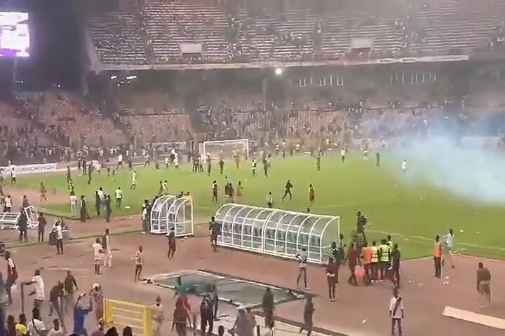 Un médico de la FIFA murió tras serios incidentes con hinchas nigerianos