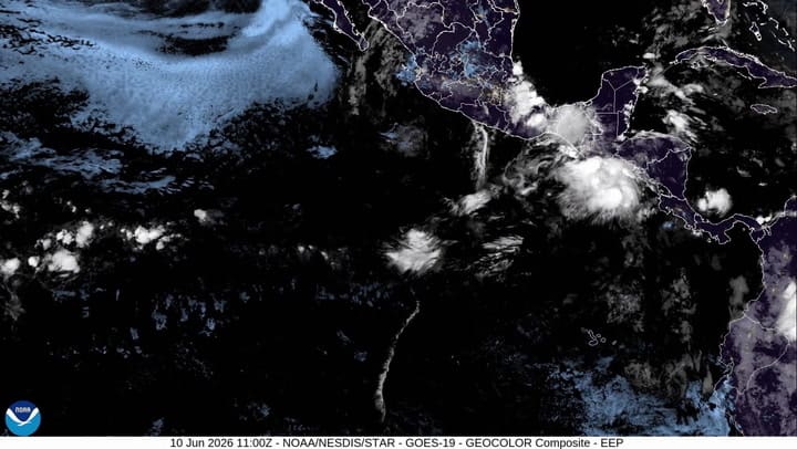 Satélite Sobre Los Sistemas Del Pacífico