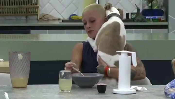 El perro Arturo de Gran Hermano cambió a Martín Ku por otro participante