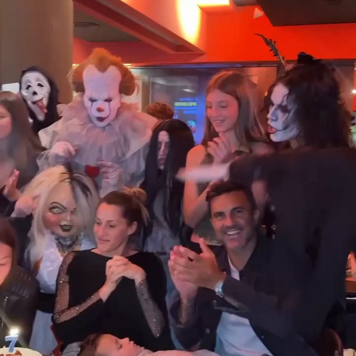 El festejo de Indiana Cubero con su papá y Mica Viciconte