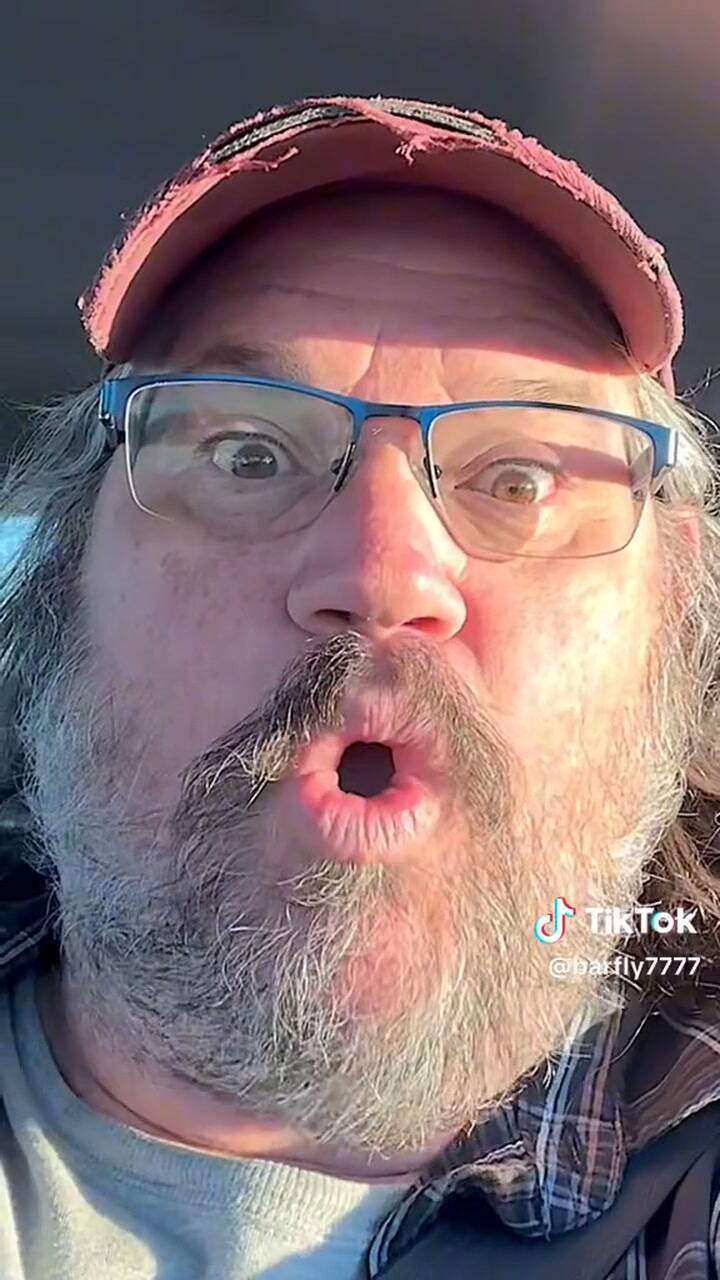Tiktok Barfly2b