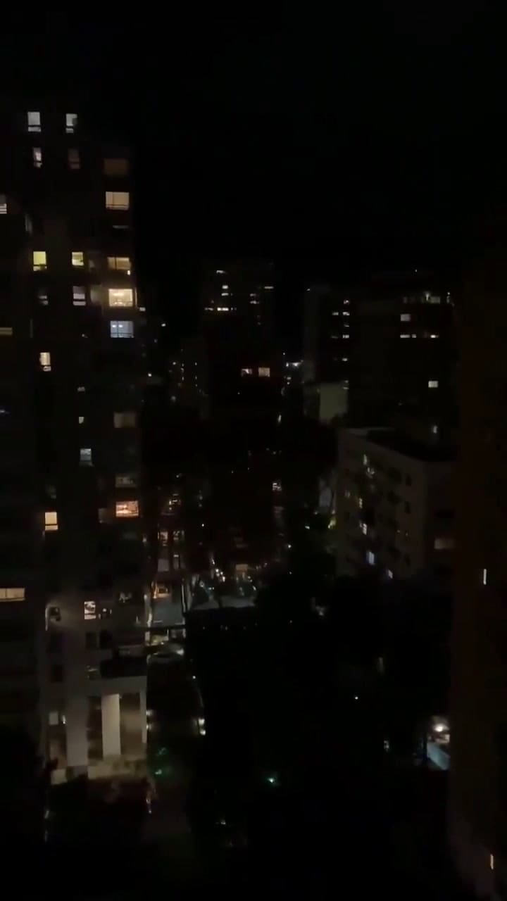 Cacerolazo en Belgrano - Fuente: Twitter