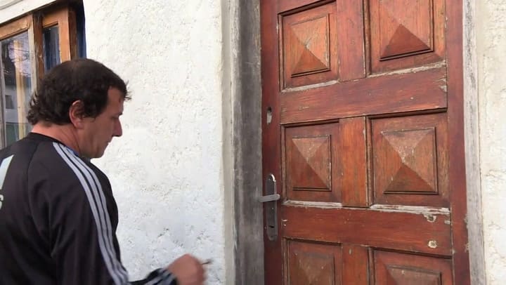 Dos exconvictos vuelven a la cárcel en Uruguay para trabajar