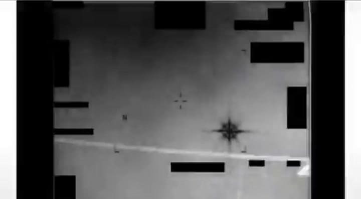 Material sobre ovnis publicado por el Departamento de Defensa