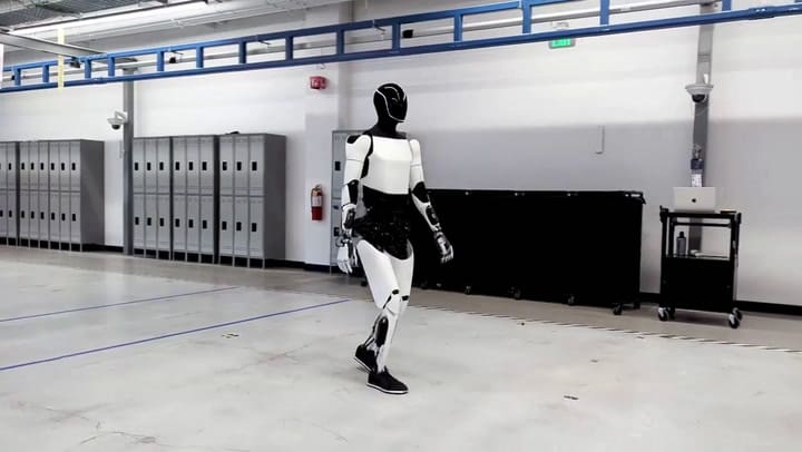 El robot Optimus 2 de Tesla en acción
