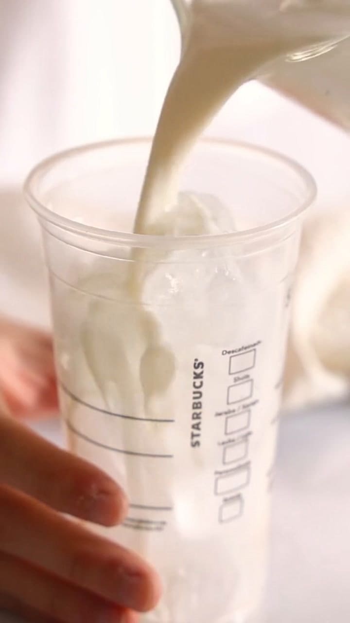 Ocho recetas fáciles de TikTok para refrescarse durante el verano