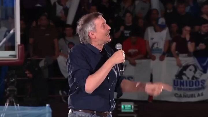 La comparación que trazó Máximo sobre el gobierno de su padre y el de Javier Milei